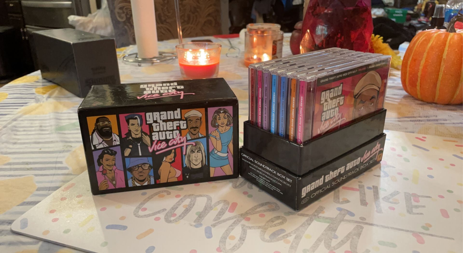 GTA VICE CITY Soundtrack box complete Set GRAND THEFT AUTO