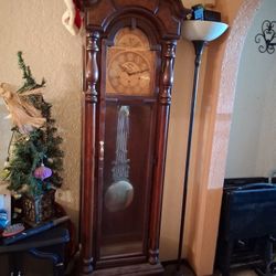 Old Ridgeway Grandtather Colck