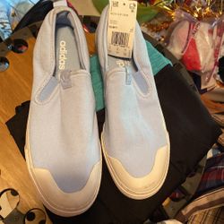 Adidas New Size 9/5  De Adulto $10.00