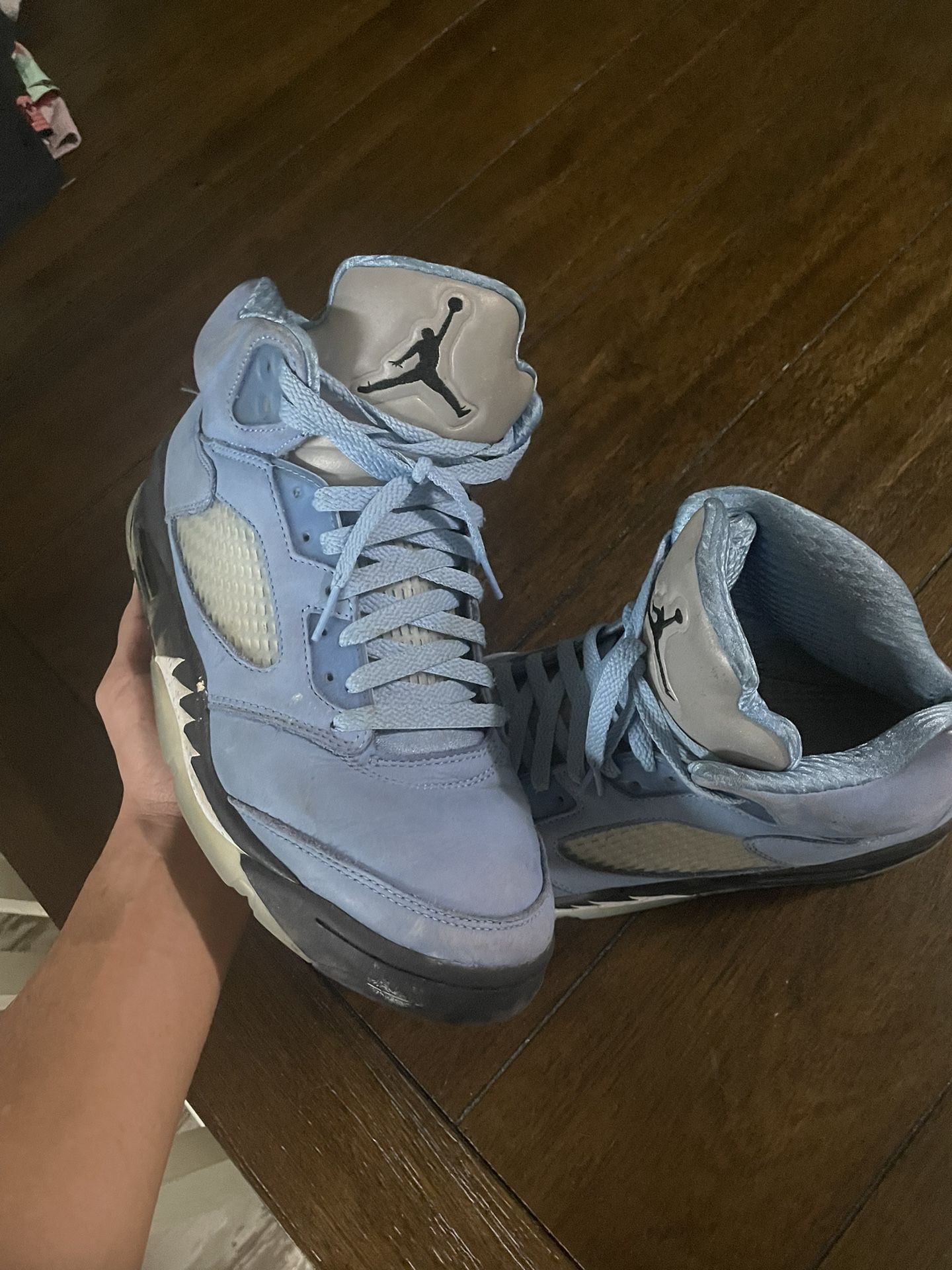 unc Jordan 5s