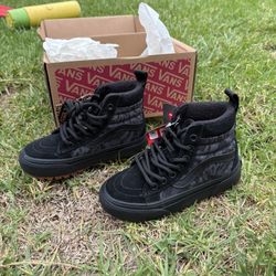 Kids Vans Size 11 Sk8-Hi Mte-1 High Top Shoe