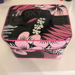 Roxy Make Up Case
