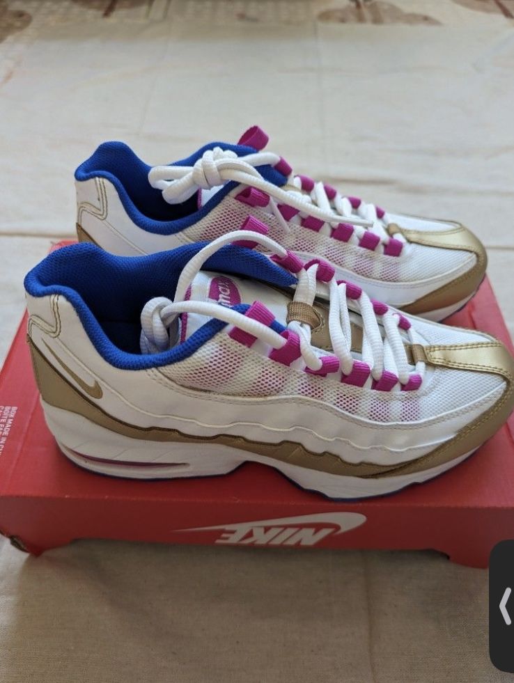 Nike Air Max 95 LE GS Peanut Butter Jelly Sneakers