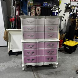 ✨ Vintage French Provincial Dresser – White & Blush Pink – Solid Wood ✨