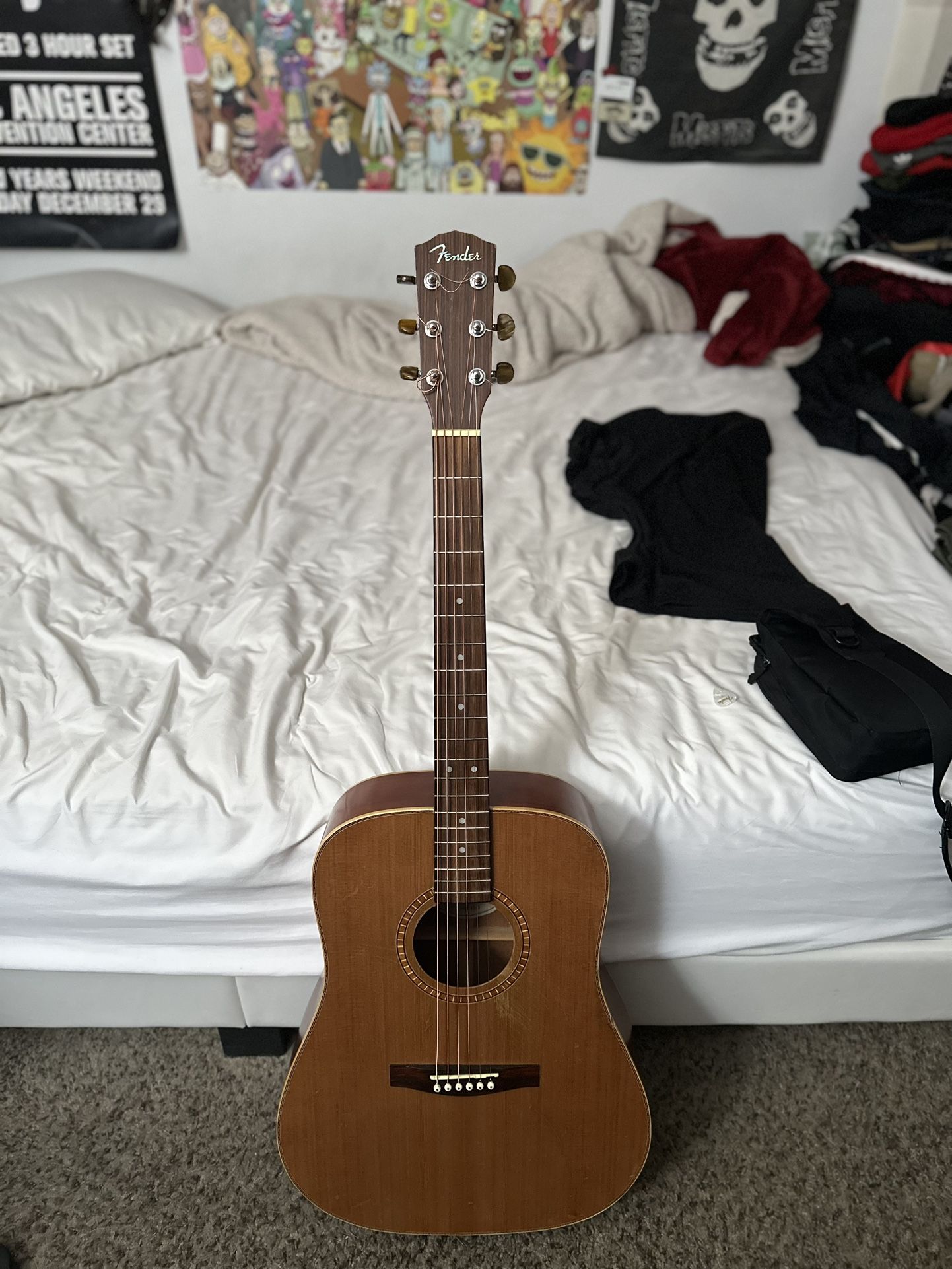 1999 Fender DG25S Acoustic Guitar w/ Gigbag