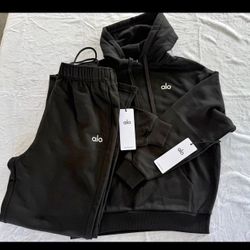Alo Yoga Black Hoodie and Sweatpants Set