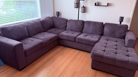 3 Piece Sectional with Chaise