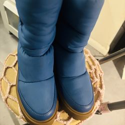 Coach Puff Blue Boots Sz6