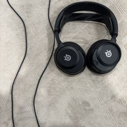 Steelseries Artics 1 gaming headset