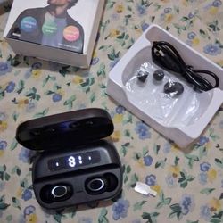 Stereo Wireless mini earbuds