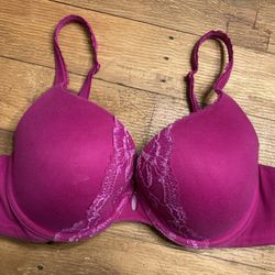 Victoria’s Secret 34D pink lace padded perfect coverage bra