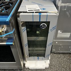 NEW U-Line Stainless Steel 15” Beverage Center 