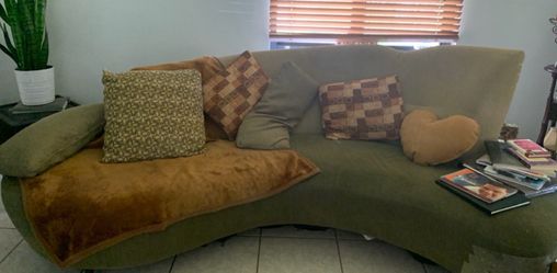 COUCH/ MUEBLE both