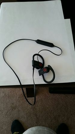 Power wireless beats