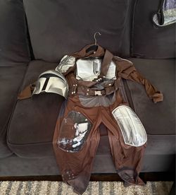 Mandalorian costume