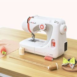 Sewing machine ( NEW )