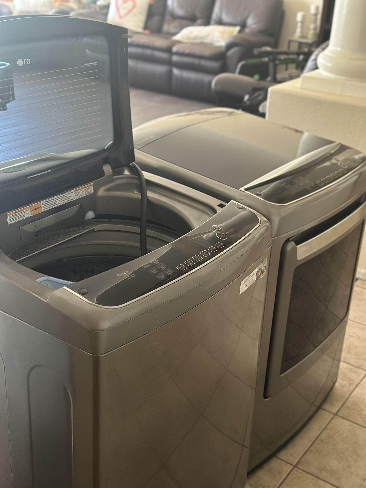 LG Washer / Dryer