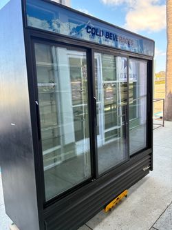 TRUE three door refrigerator