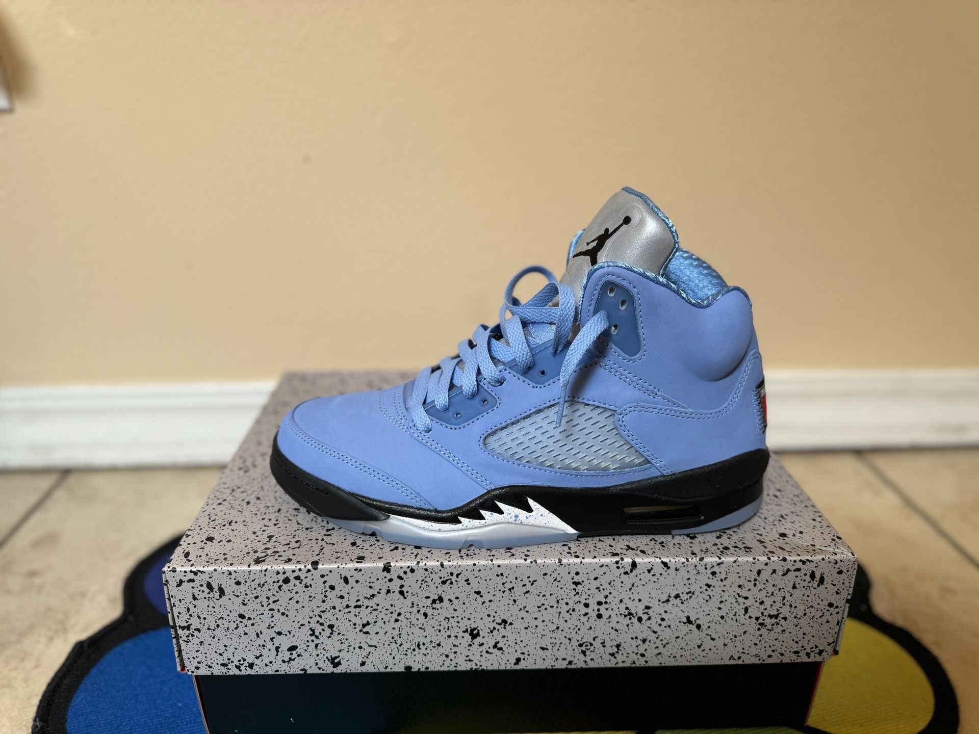 Jordan 5 Unc