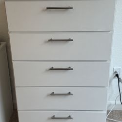 Matching Dressers With Mirror 