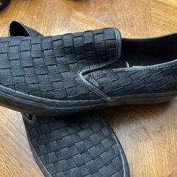 VANS SIZE 12 NEW