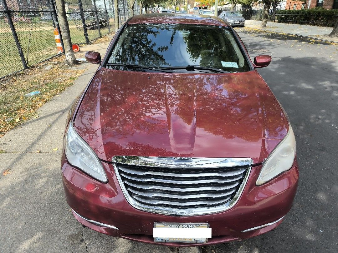 2013 Chrysler 200