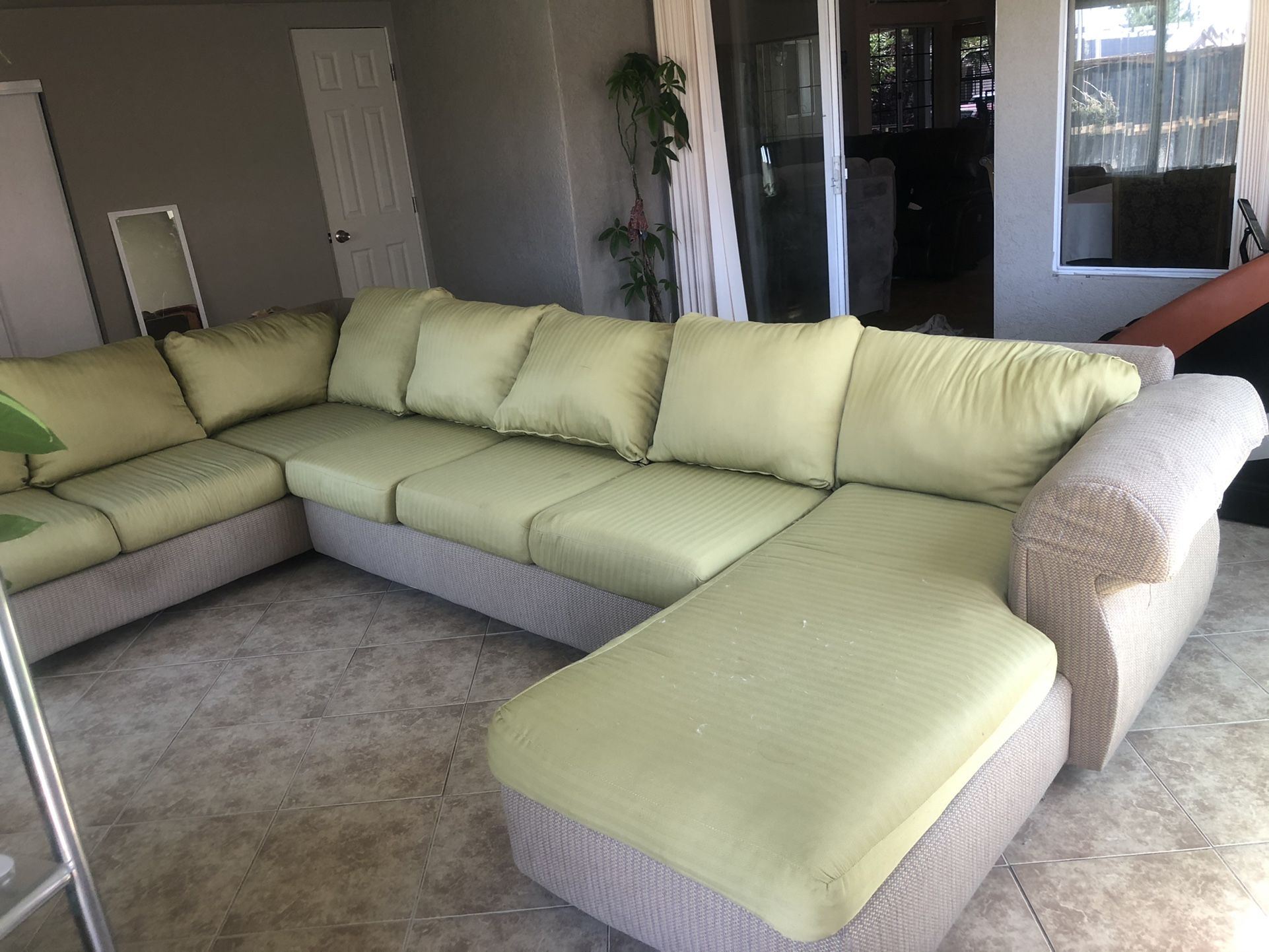 Sofa Set