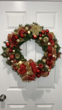Wreath And Matching Garland. $40 Each