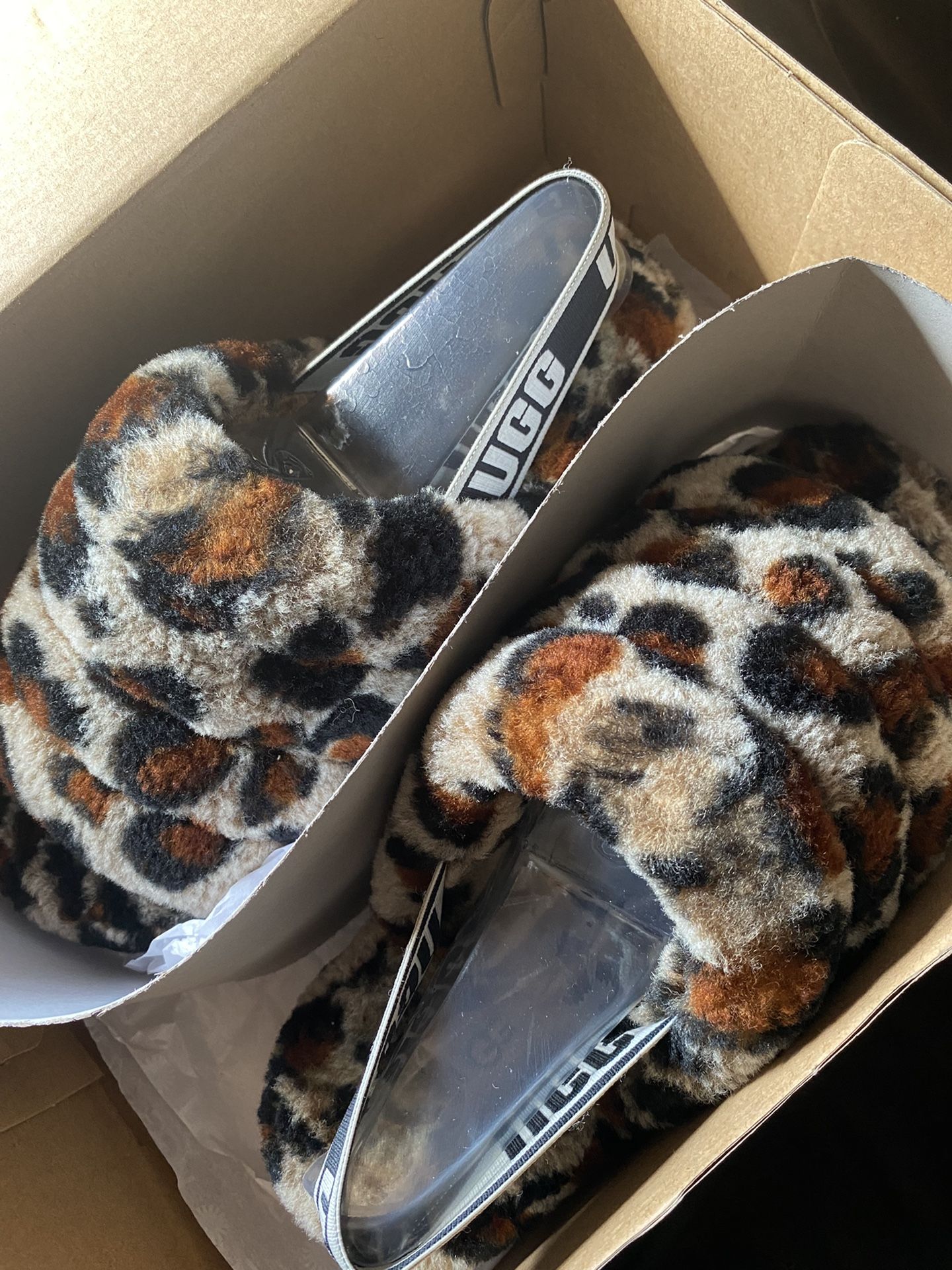 UGG slides size 6 women