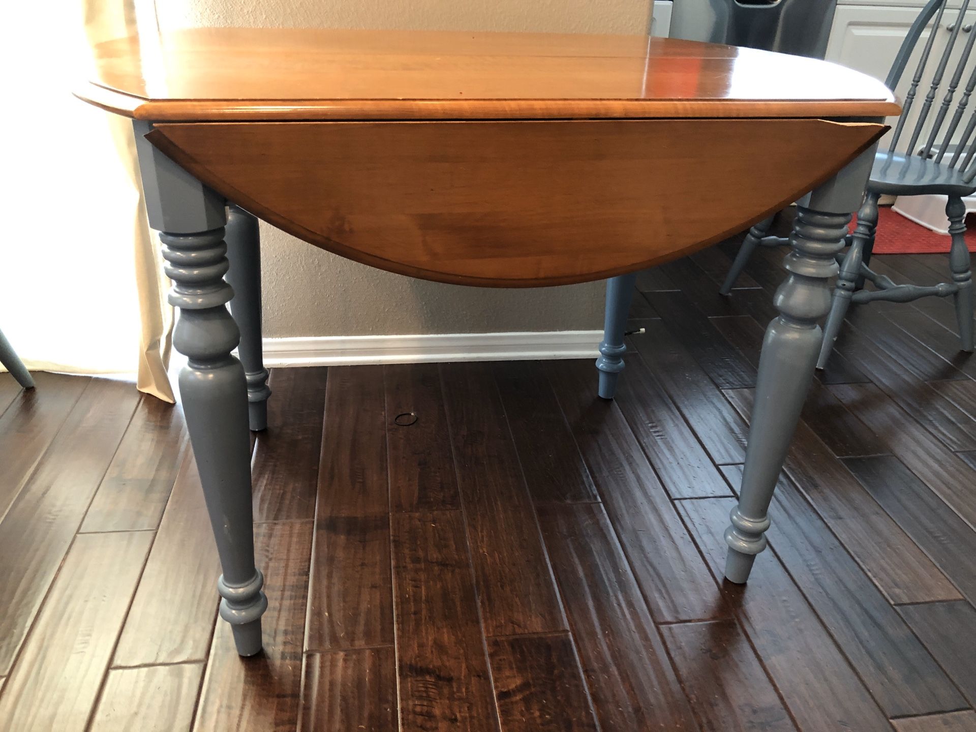 Ethan Allen Kitchen Table