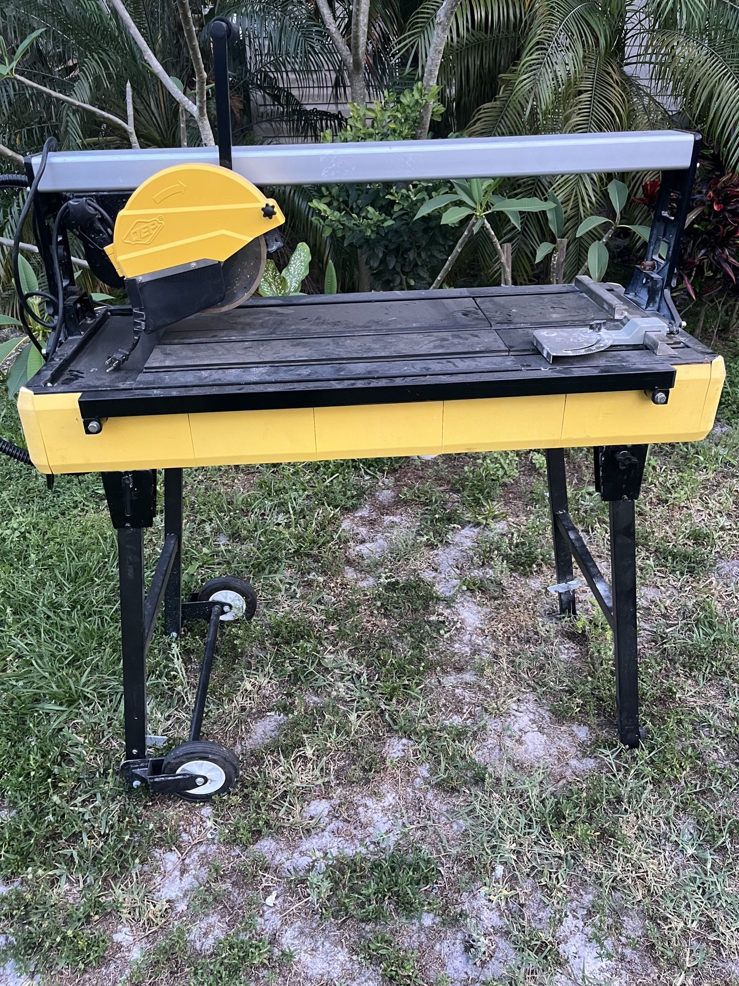 Tile Saw
