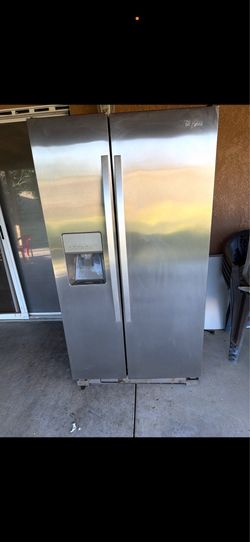 Whirlpool Refrigerator