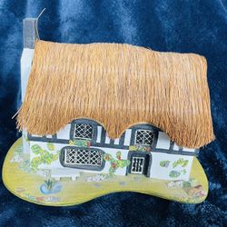 Vintage"English Cottage "Musical Jewelry Box!Pauline Ralph/England