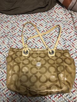 Coach leather purse/shoulder bag