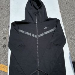 Nike Tech