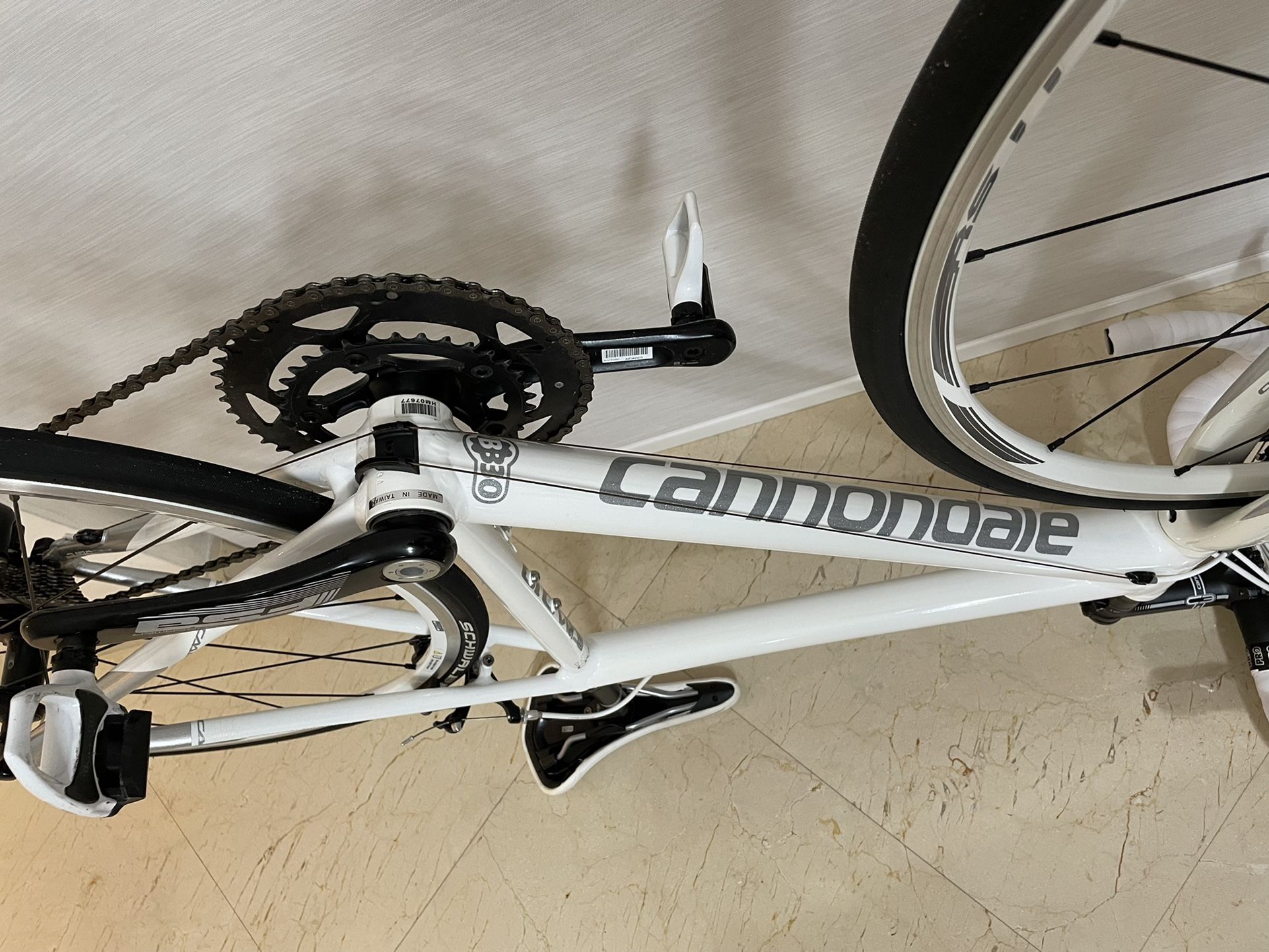 2015 Cannondale CAAD10 Women's Road Bike Shimano 105 Groupset 11