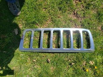 Front Grille For Jeep GC WJ.