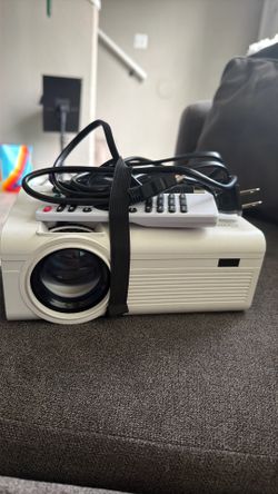 Projector/ remote/stand