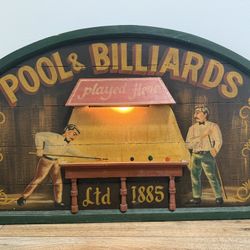 Lighted Billiards Sign (plug-in)