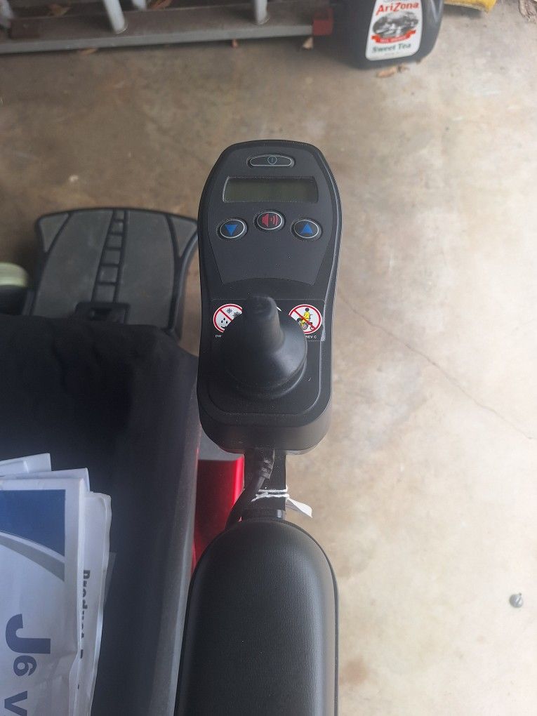 Electric Wheel Chair Like New