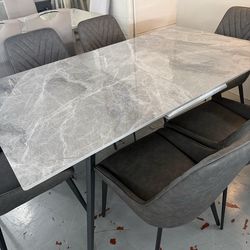 Beautiful Dining Table with 4-6 Chairs - SAME DAY DELIVERY - 0 Money Down - No Credit Needed