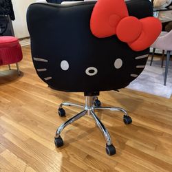 Hello Kitty Chair 