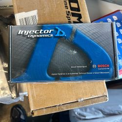 Subaru 1050 Fuel  Injectors 