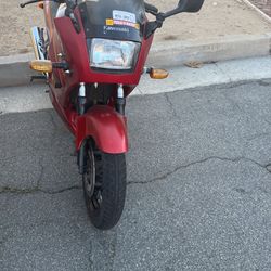 Kawasaki 250 Ninja Sporbike 6,489 Original Miles On It I