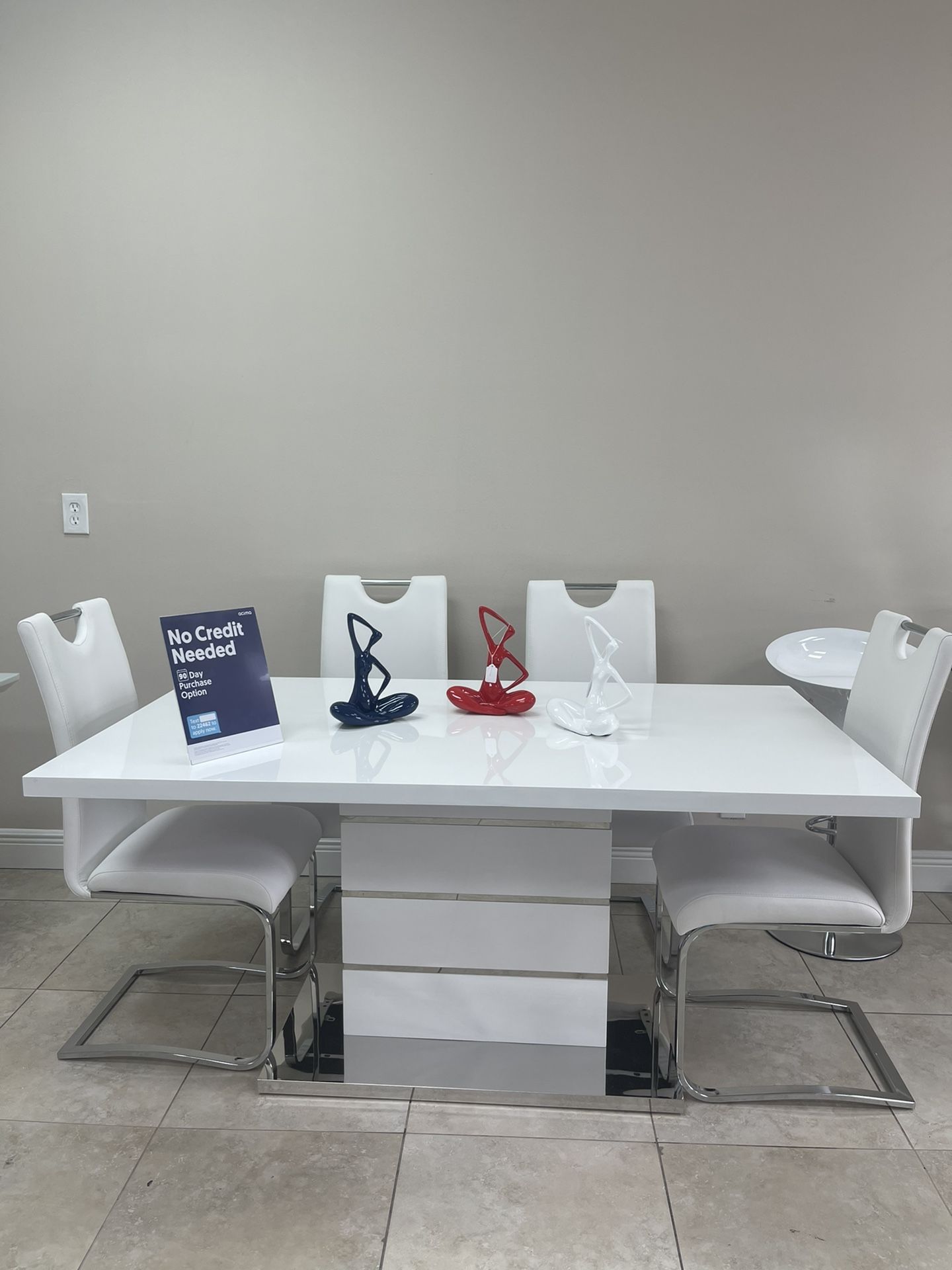 Juego De Comedor Blanco Brillante ✨ Con 4 Sillas Blancas ‼️financiamiento Disponible ‼️
