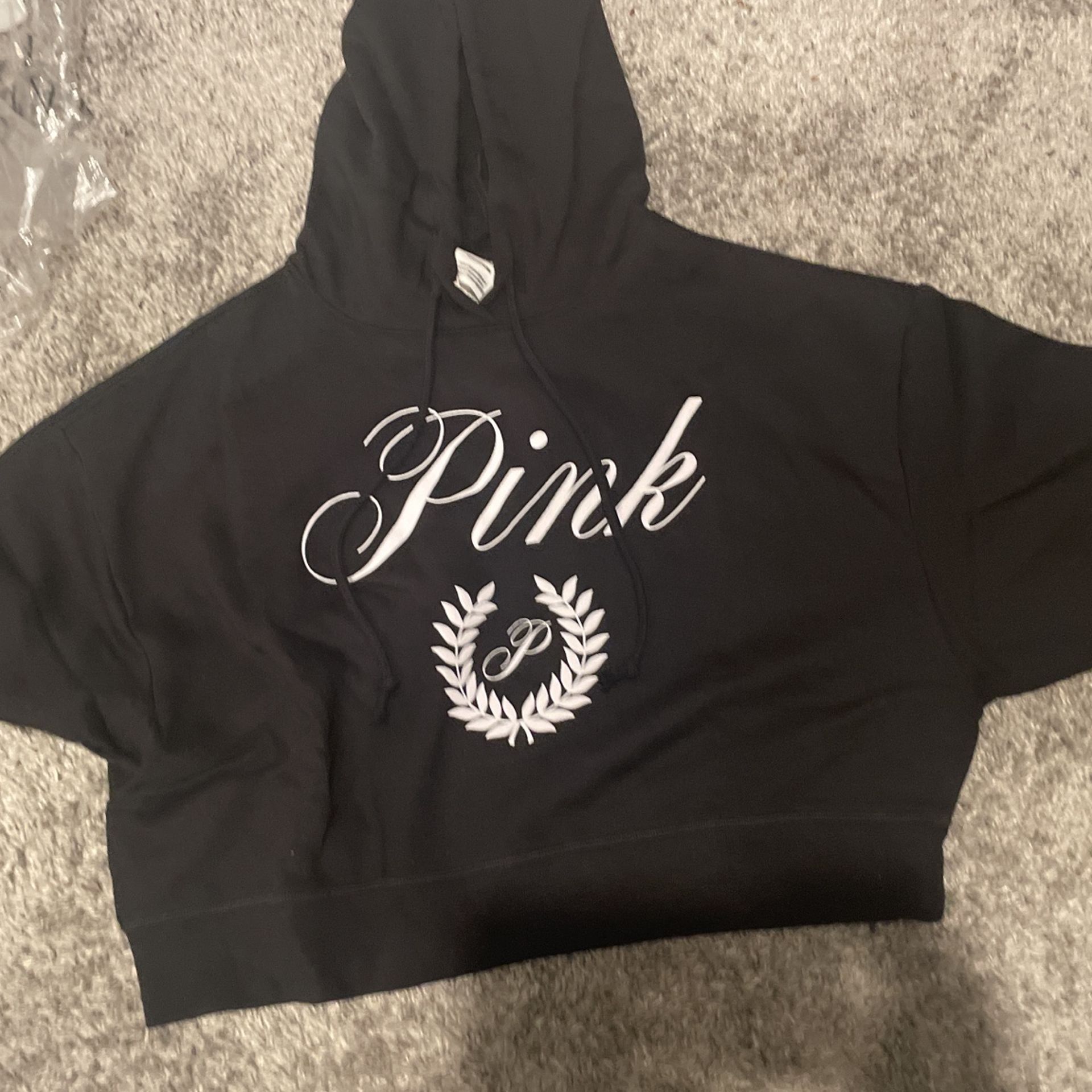 pink cropped fleece hoodie 