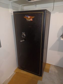 Large Black Gun Safe with Combination Lock