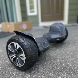 GYROOR black hoverboard