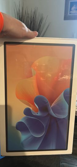 **BRAND NEW**AMAZON 15.6’ Portsble Monitor with IPS HD RESOLUTION