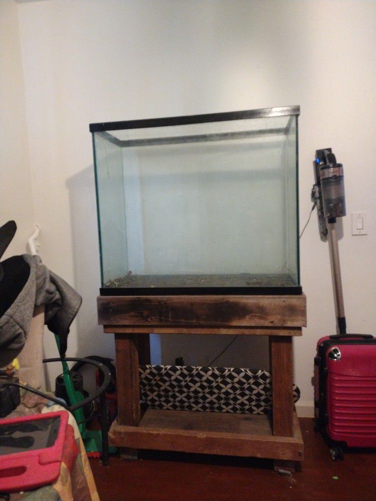 Large Fish Tank And Stand